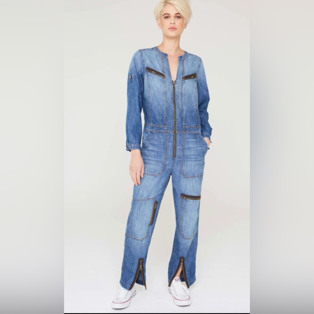La Boheme Levi Jumpsuit in Vintage Wash Indigo Denim NWT